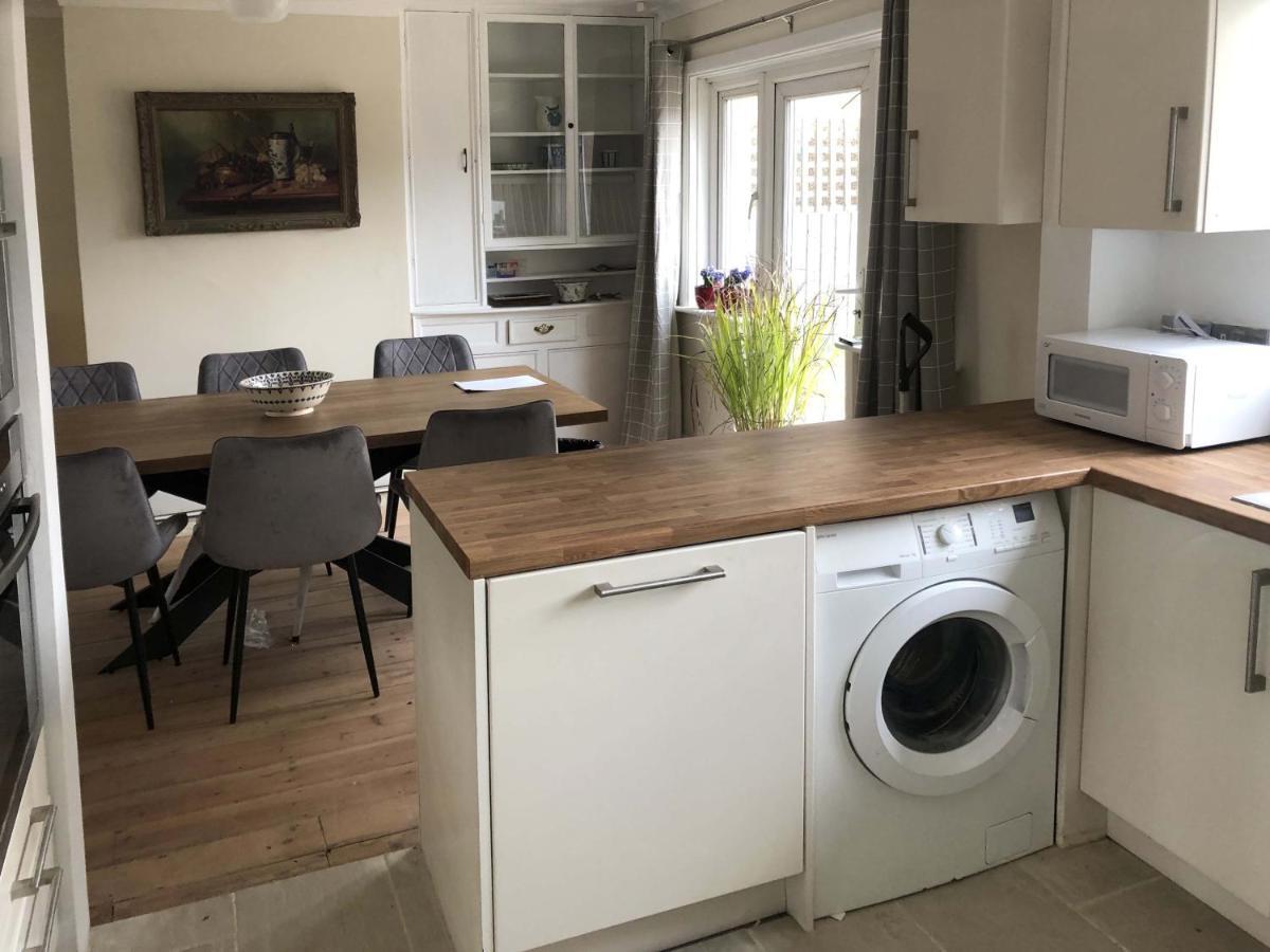 Vila Residential 3 Bed House Harnham Salisbury Exteriér fotografie