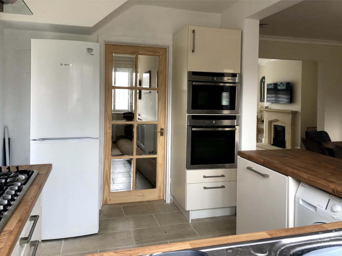 Vila Residential 3 Bed House Harnham Salisbury Exteriér fotografie